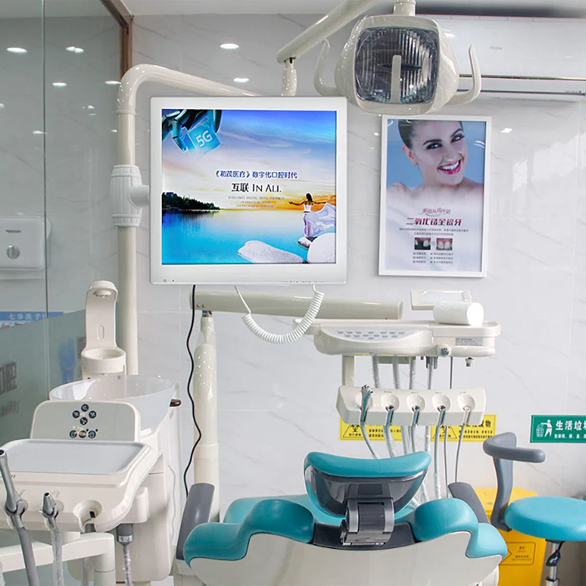 Telecamera Intraorale Dentale,Monitor per Telecamera Orale con Schermo da 17pollici E 16milioni Pixel HD, 1/4 Immagine Regolabile E Funzione Anti-vibrazioneintelligente,per Ospedalieroclinico