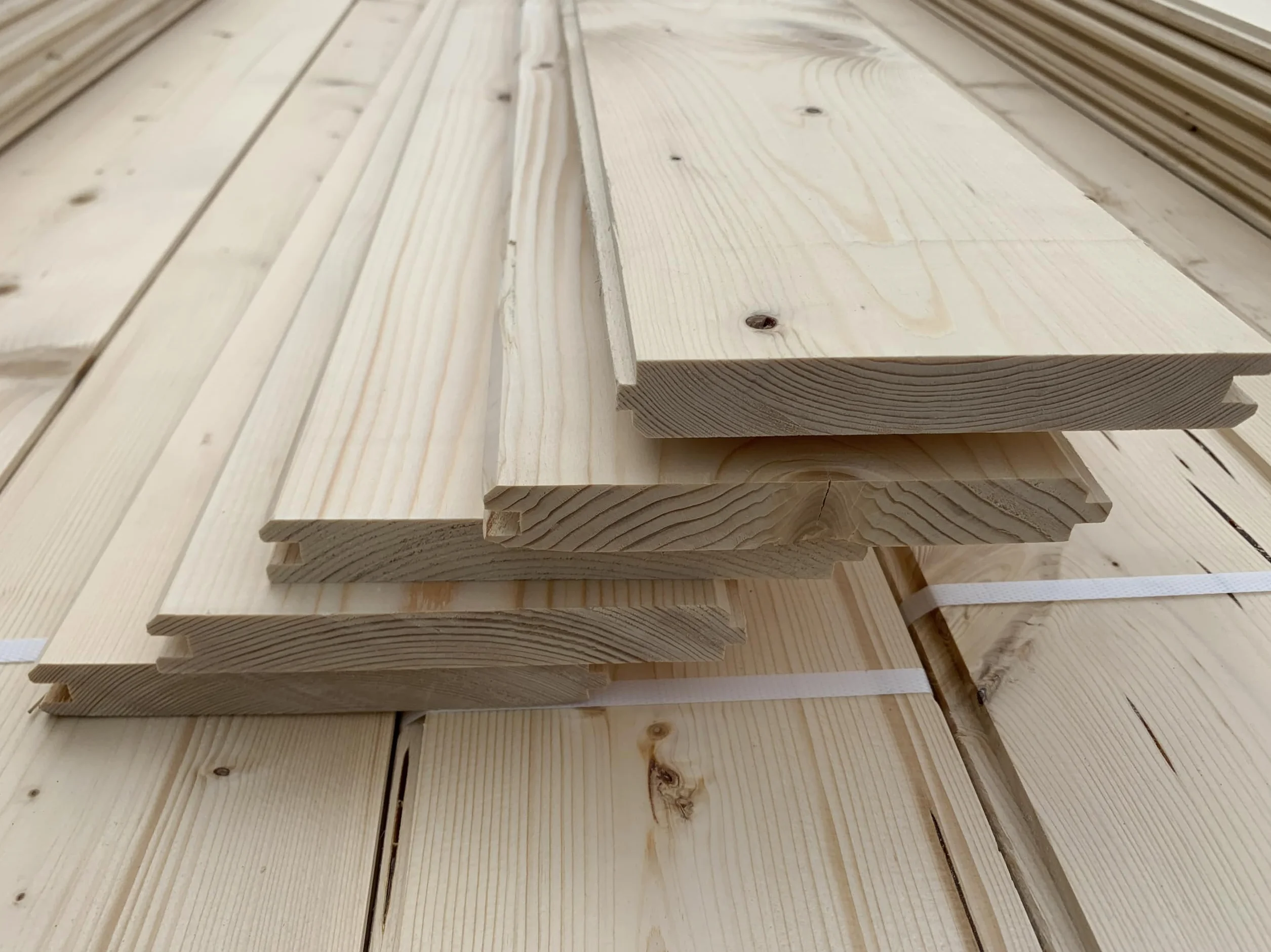 Perline sottotetto abete non trattato mm.20 x 150 x 2000 pz.5 Made in Italy