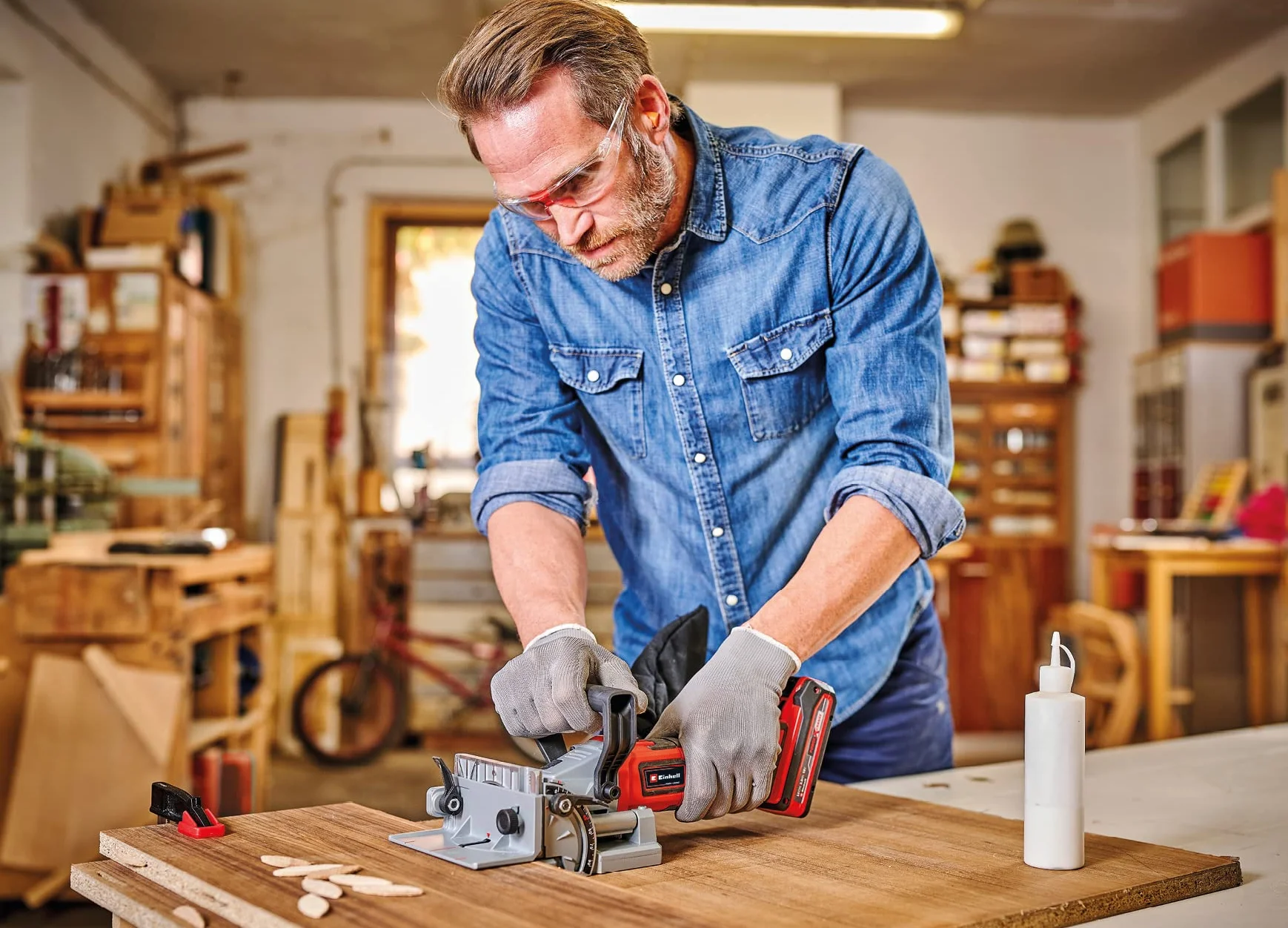Einhell Power X-Change - Router portatile senza fili, 18 V, motore senza spazzole, altezza corsa 40 mm, regolazione fine della profondità, router manuale TP-ET 18 Li BL lavorazione del legno, batteria