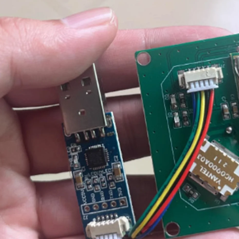Modulo Lettore RFID UHF Compatibile YRM100 con Interfaccia Ttl e Antenna RFID Integrata