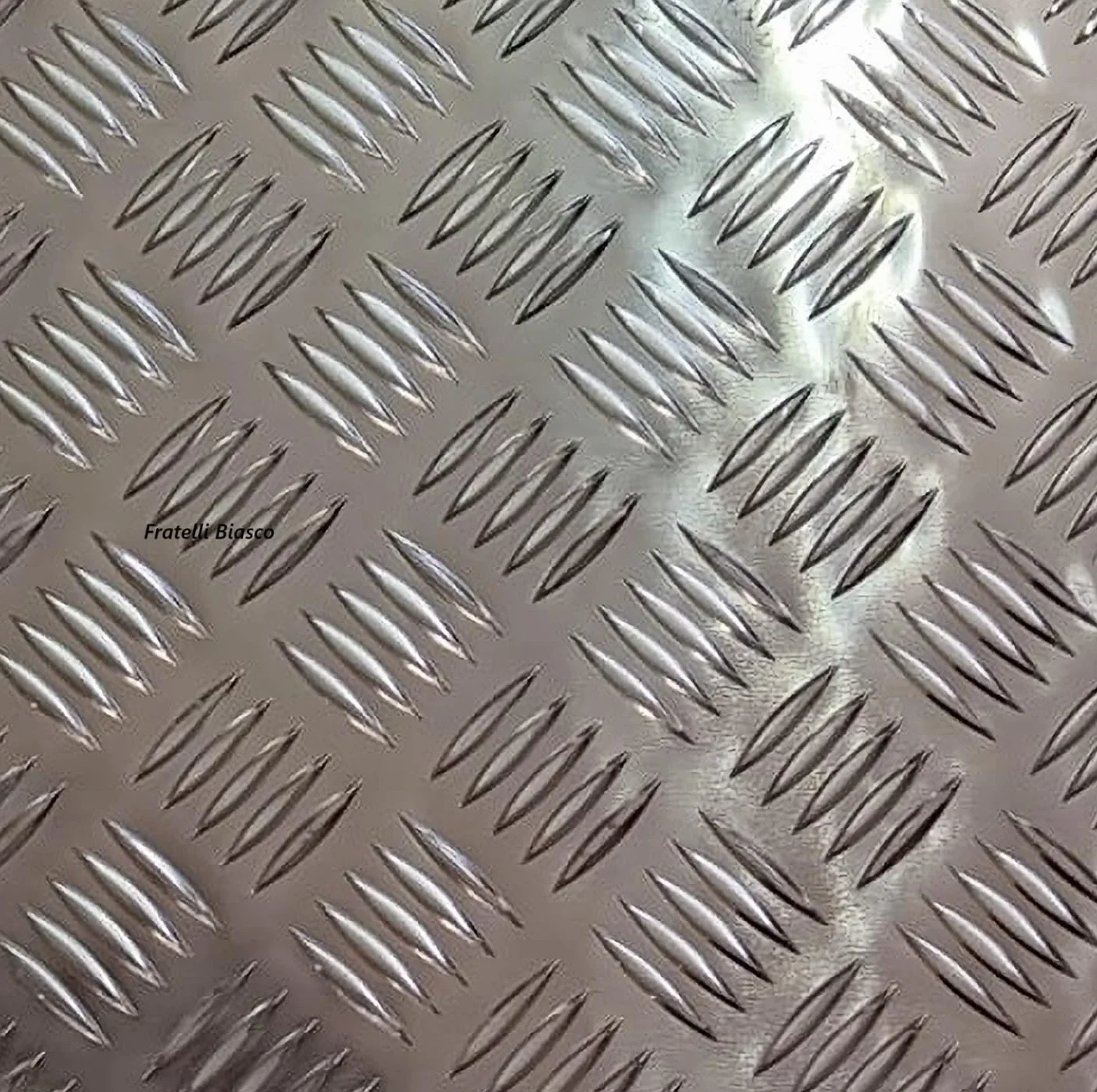 Lamiera MANDORLATA in ALLUMINIO, varie dimensioni e spessori (1000x1000x3mm)