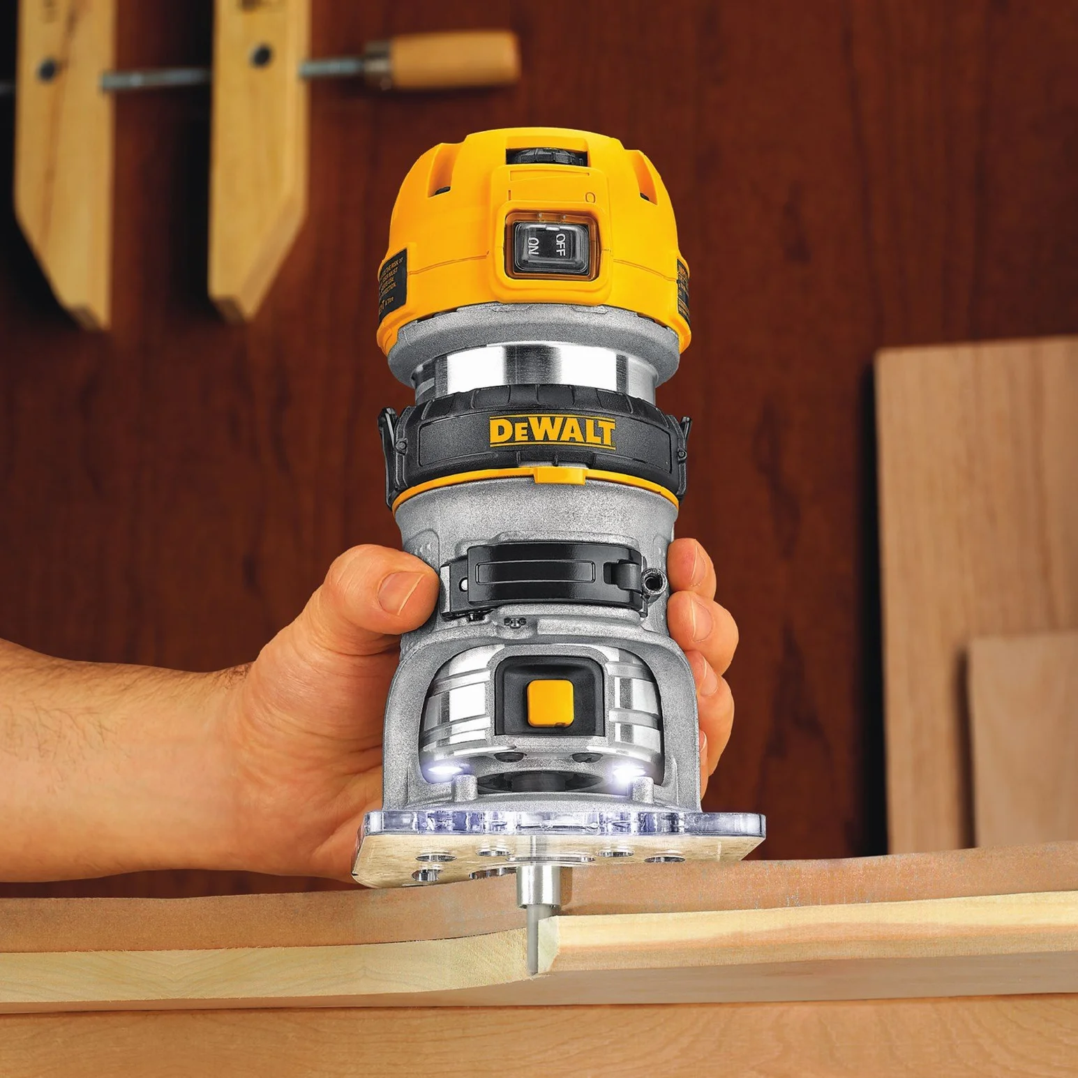 DEWALT elettrofresatrice 900W fresa 36mm elettronica, D26204K-QS